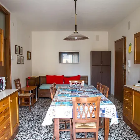 Downtown Flat 250mt From The Eraclea Mare