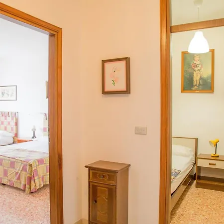 Downtown Flat 250mt From The