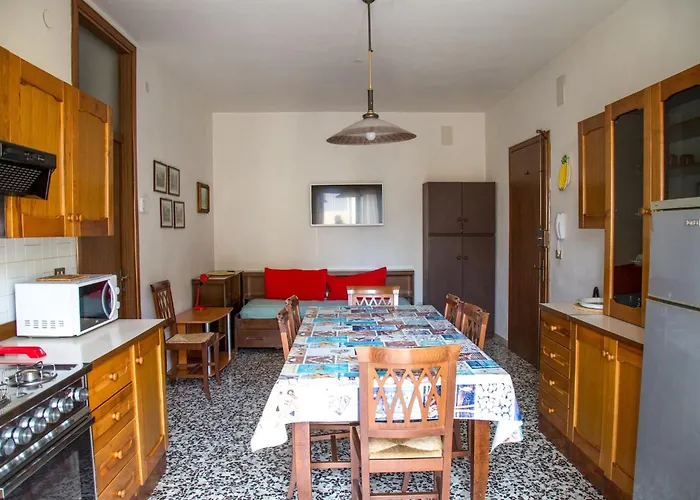 Downtown Flat 250mt From The Eraclea Mare